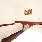 بيت للعطل Espaciosa Con Jardin Cerca De La Playa - Es-228-168 يانكا