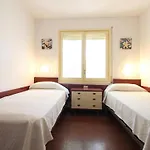 بيت للعطل Espaciosa Con Jardin Cerca De La Playa - Es-228-168 *
