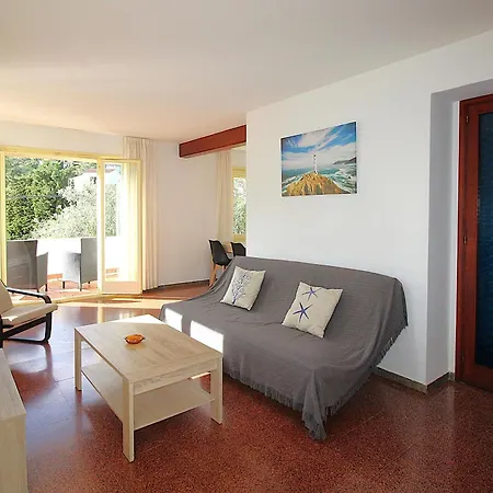 Espaciosa Con Jardin Cerca De La Playa - Es-228-168 يانكا
